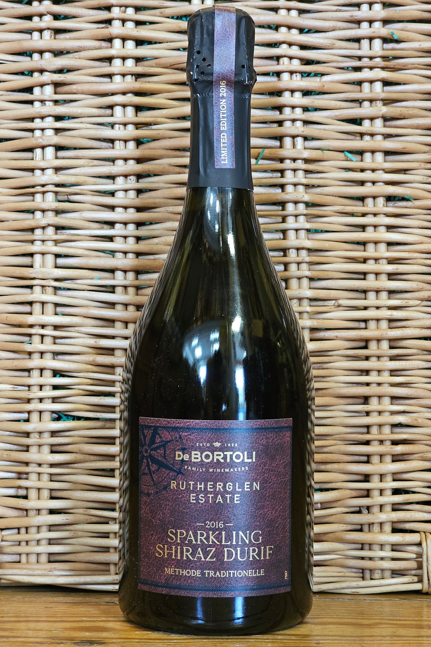 De Bortoli, ‘Méthode Traditionnelle’ Sparkling Shiraz Durif, 2016, Rutherglen (GI)