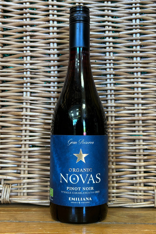 Emiliana, 'Novas' Pinot Noir, 2023, Valle Casablanca (DO)