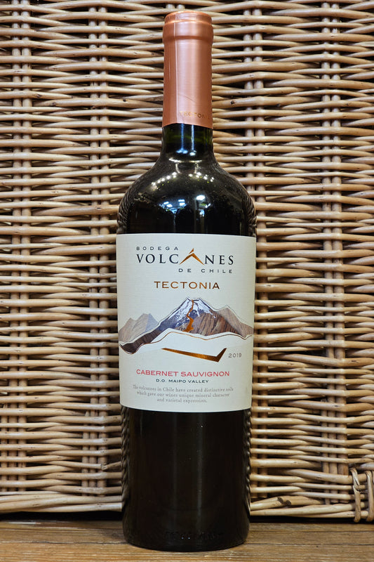 Bodega Volcanes, 'Tectonia' Cabernet Sauvignon, 2019